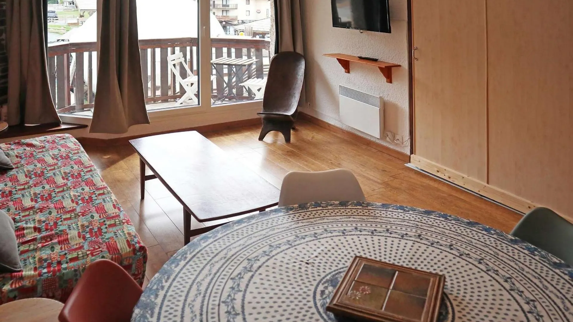 Apartamento Appartement 6 Pers Renove Skis Aux Pieds, Les Orres - Fr-1-322-568